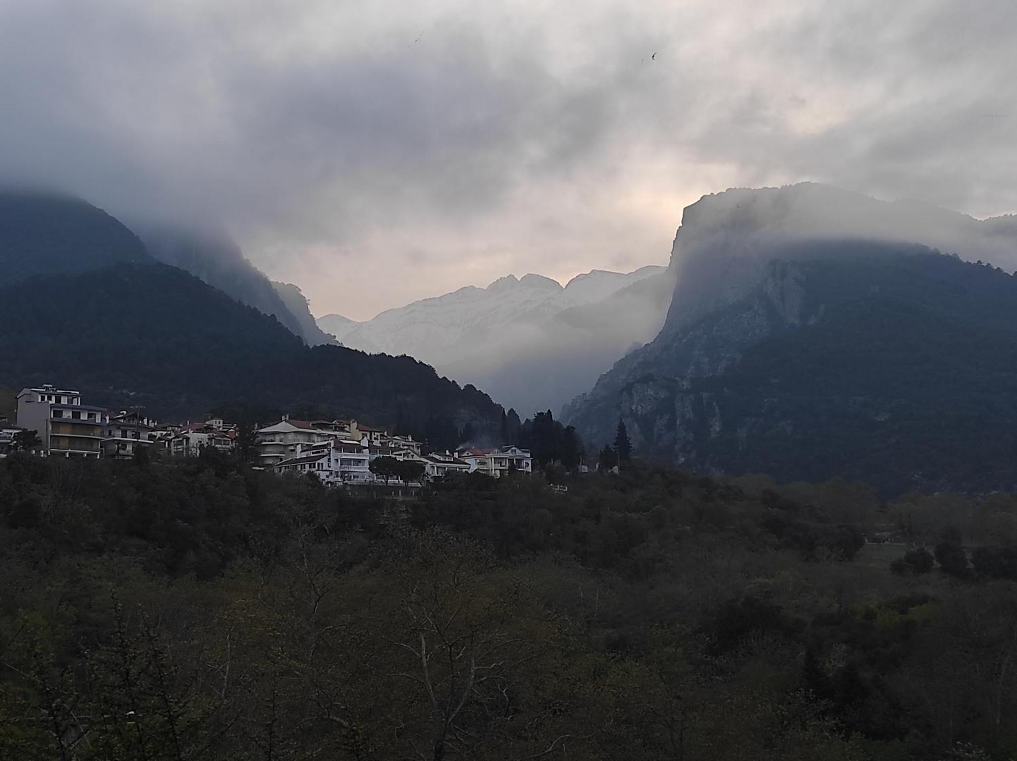 Ενοικιαζόμενα Δωμάτια Ενιπεύς- Rooms Enipeas Litóchoron Buitenkant foto