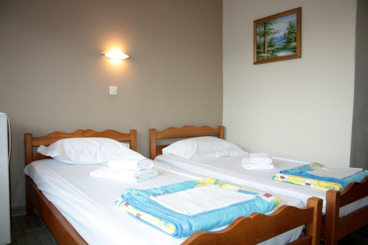 Ενοικιαζόμενα Δωμάτια Ενιπεύς- Rooms Enipeas Litóchoron Buitenkant foto